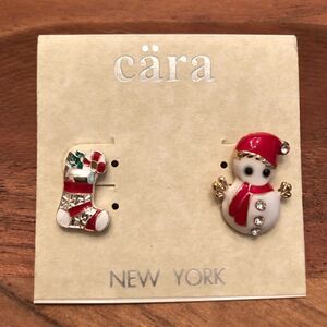 Cara | Mismatched Christmas Earrings